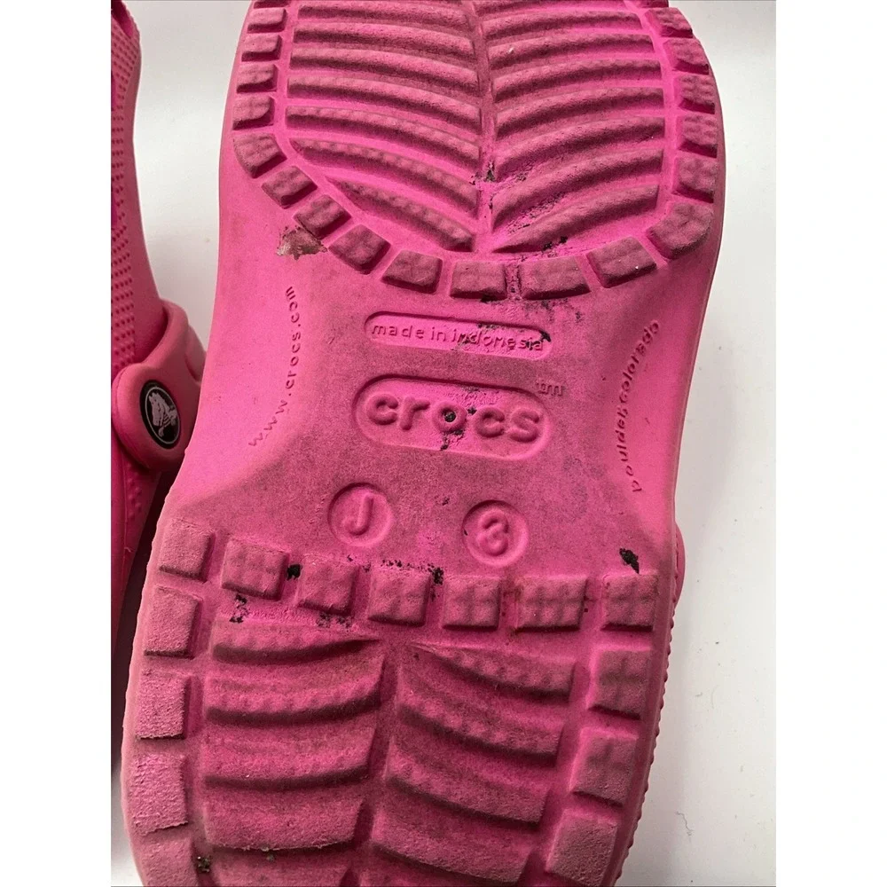 crocs kids size j3 Pink
